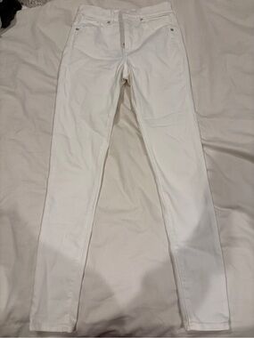 Express White Mid-Rise skinny Jeans